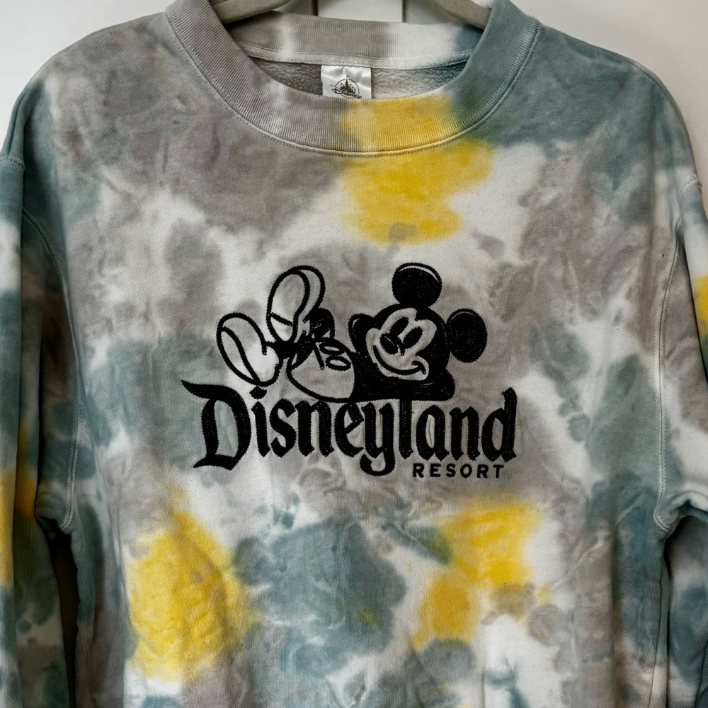 Disney Parks Disneyland Resort Tie-Dye Sweatshirt Unisex Size Small